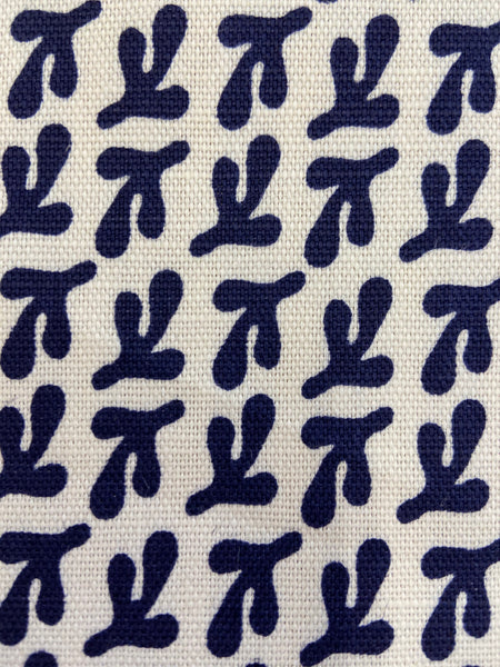 BIRD'S FEET NAVY SWATCH