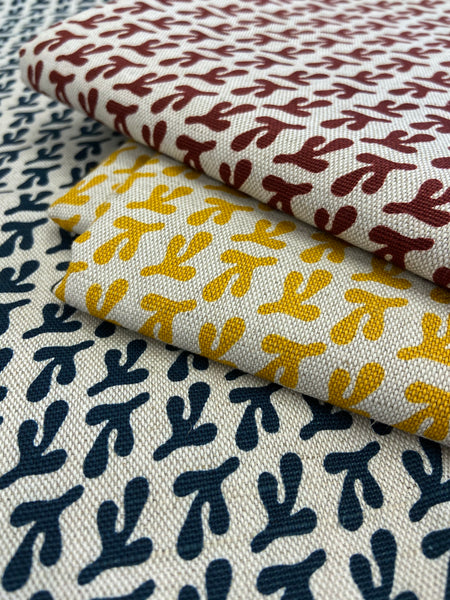 BIRD'S FEET TEAL on NATURAL yardage